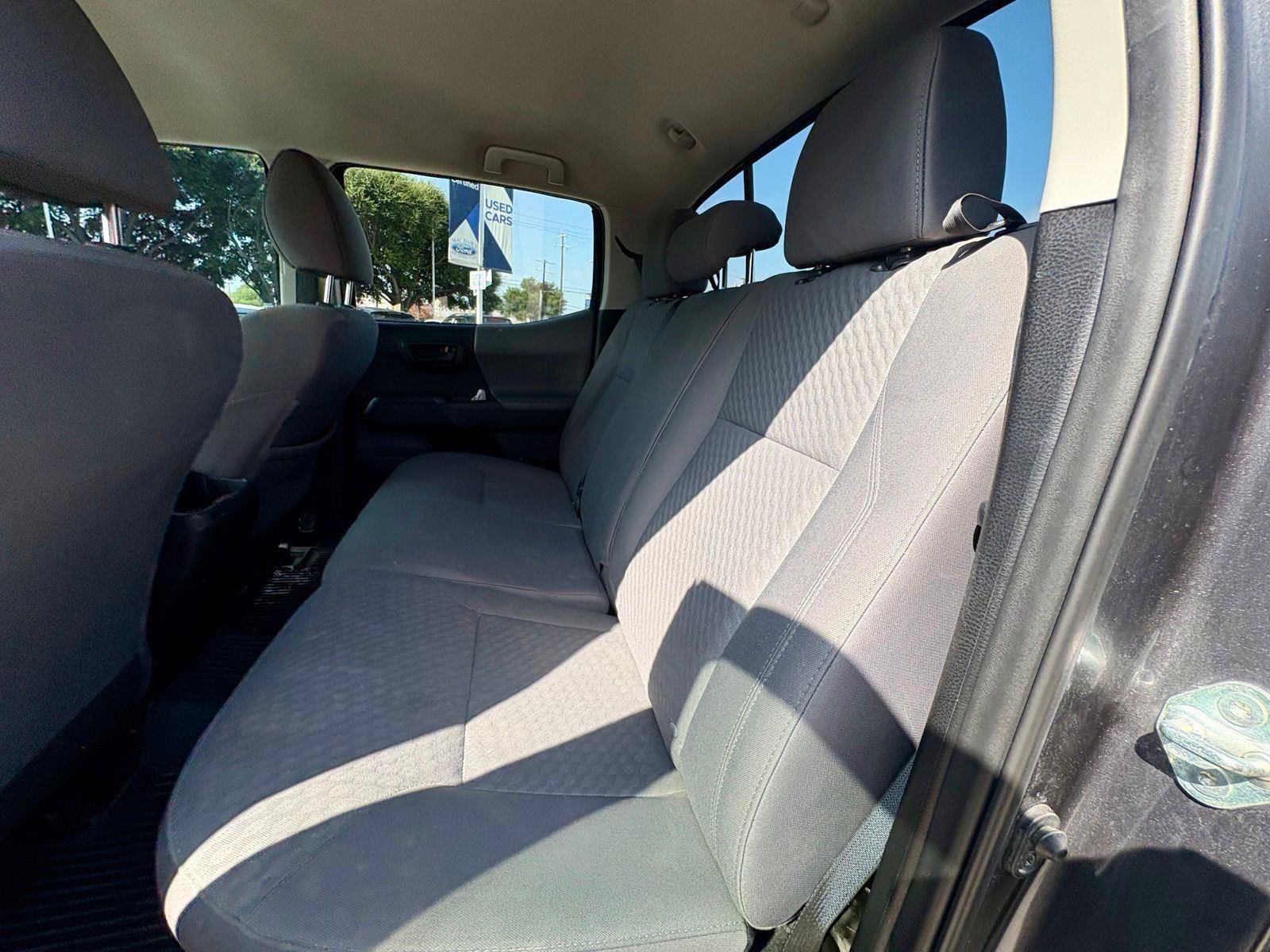 Used 2021 Toyota Tacoma SR w/ SR Convenience Package RWD image 9