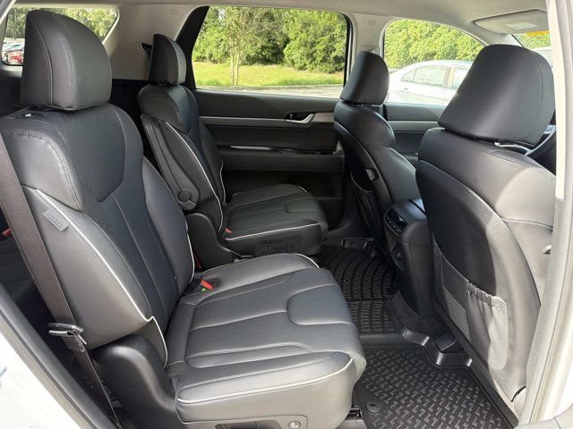 Used 2025 Hyundai Palisade SEL FWD image 20