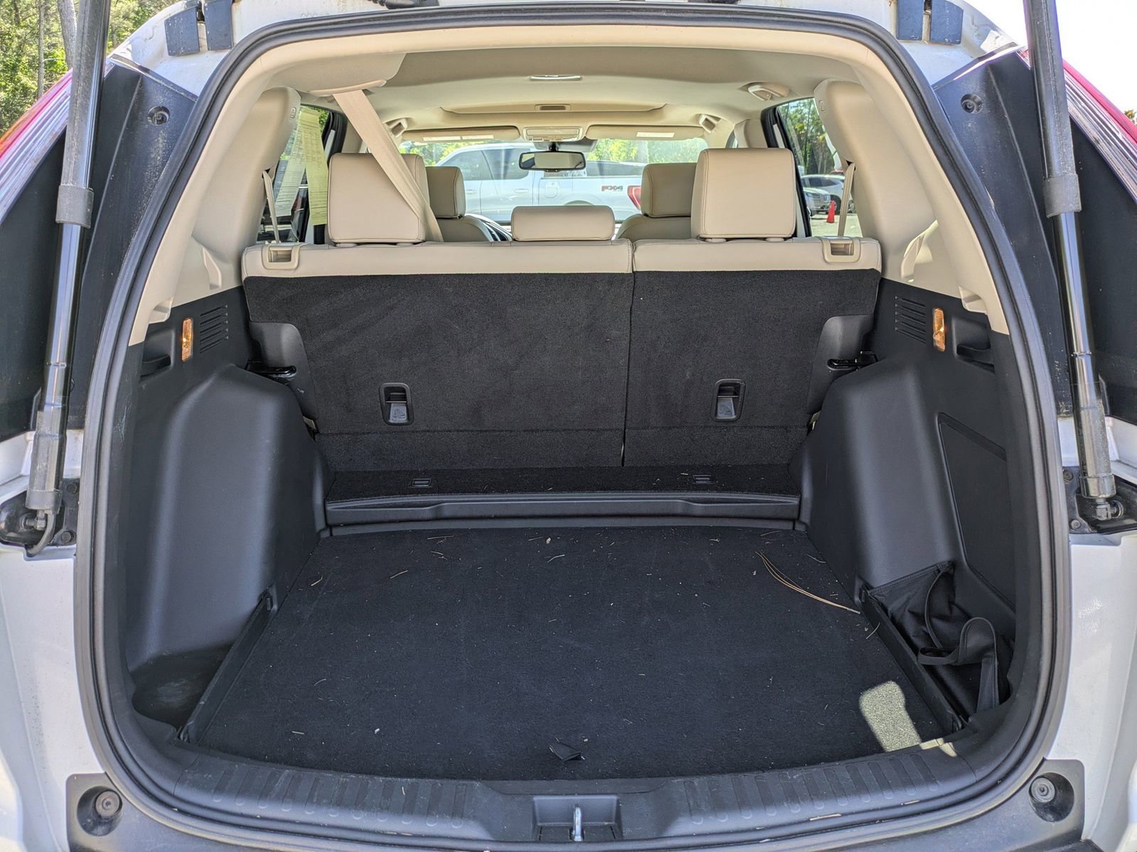 Used 2019 Honda CR-V Touring image 5