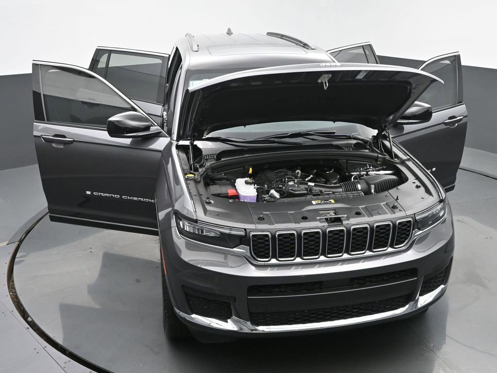 New 2025 Jeep Grand Cherokee L Laredo w/ Luxury Tech Group I image 64