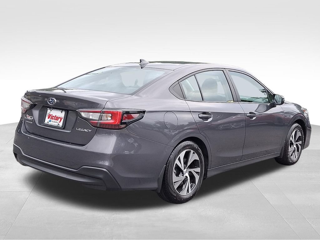 Used 2025 Subaru Legacy Premium AWD/4WD image 6