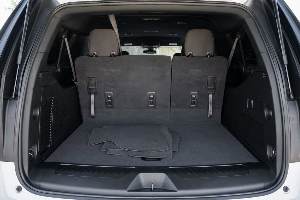 Used 2022 GMC Yukon XL SLE w/ Gmc Pro Safety Plus Package image 43