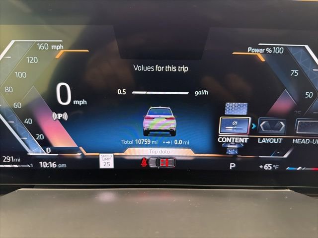 Used 2025 BMW X7 xDrive40i w/ Parking Assistance Package image 35