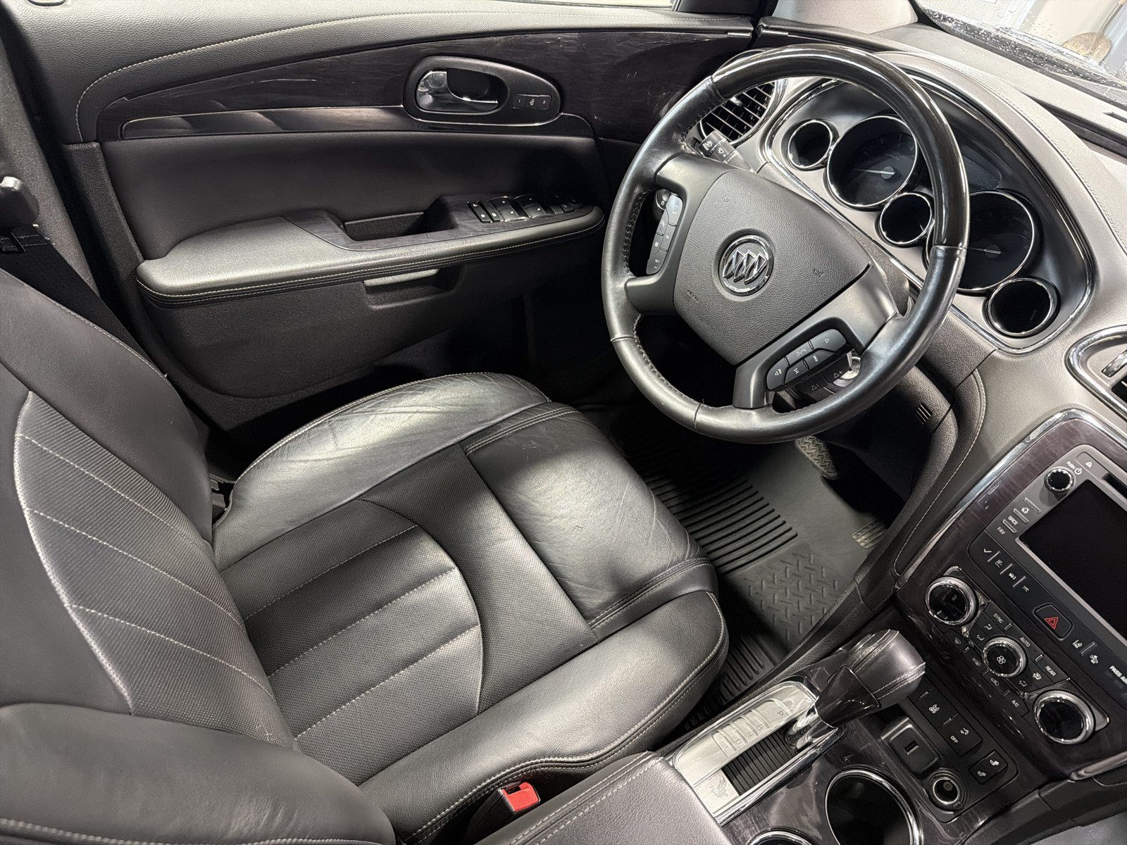 Used 2017 Buick Enclave Leather w/ Enclave Tuscan Edition AWD/4WD image 9
