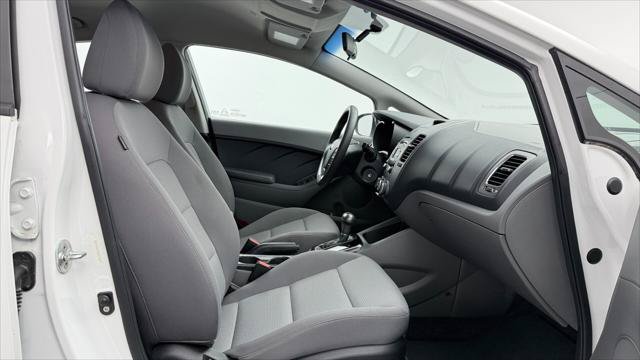Used 2017 Kia Forte LX FWD image 21