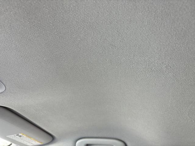 Used 2022 Toyota Prius L Eco image 21