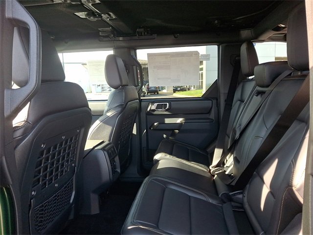 New 2025 Ford Bronco Badlands image 6