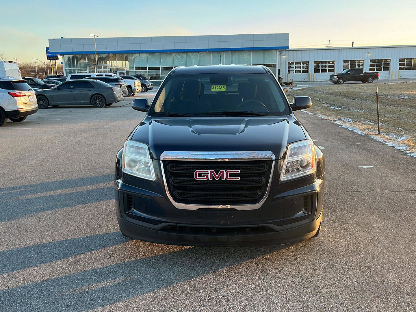 Used 2017 GMC Terrain SLE image 9