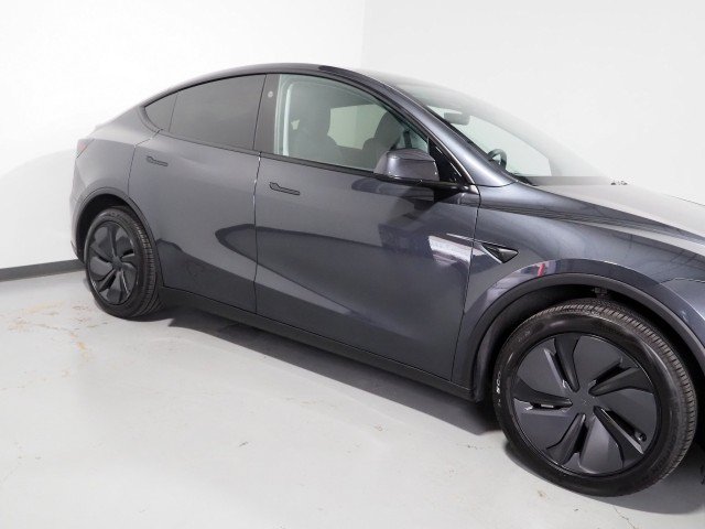 Used 2026 Tesla Model Y Long Range RWD image 57