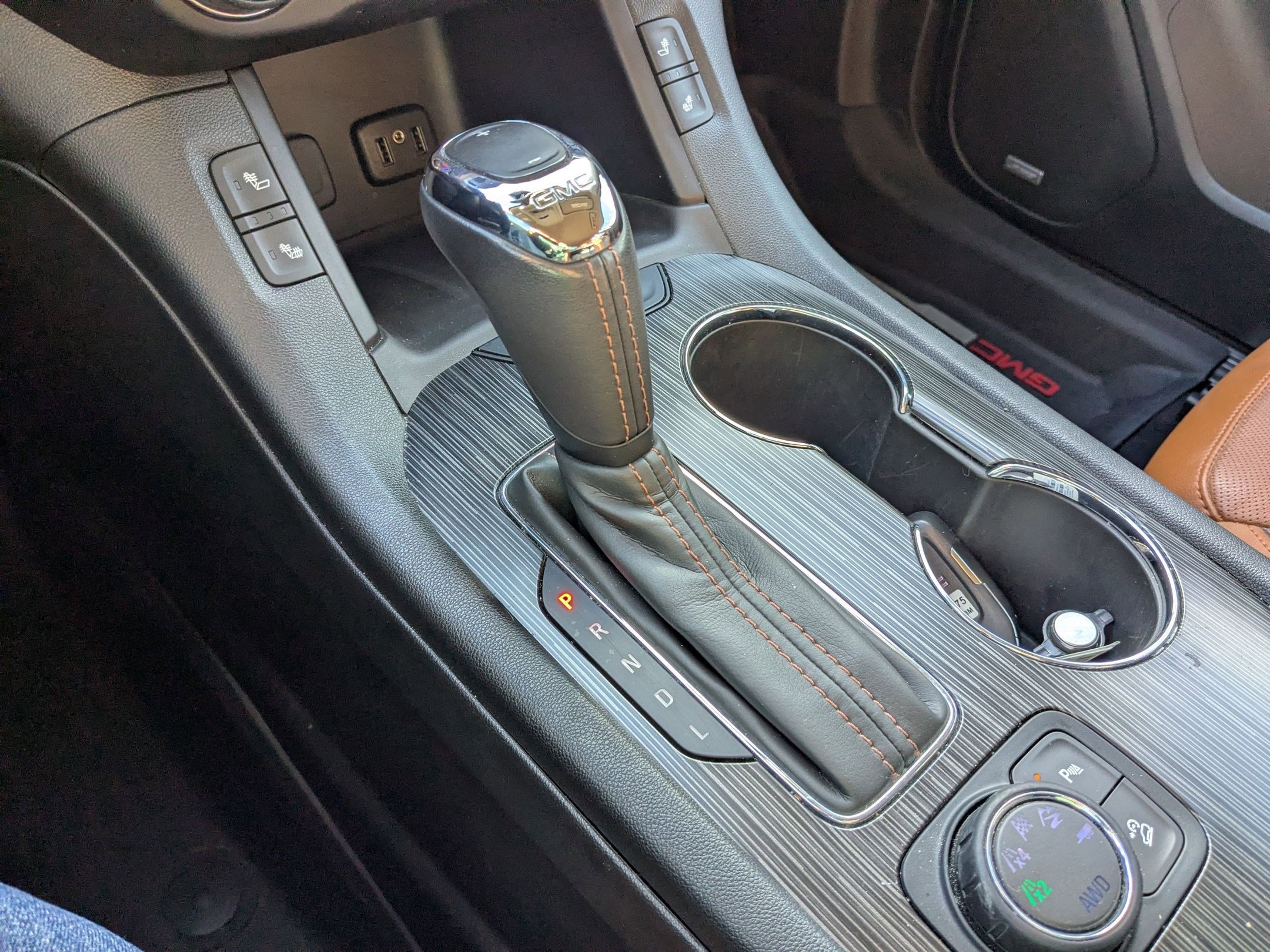 Used 2019 GMC Acadia SLT image 25