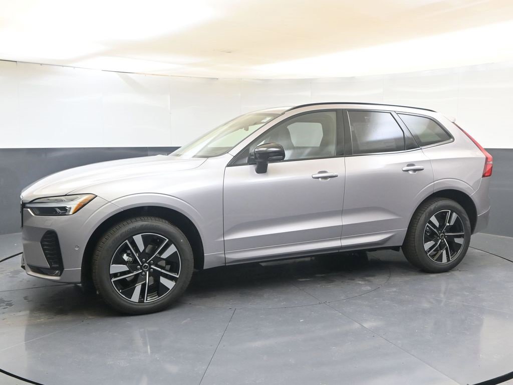 New 2026 Volvo XC60 B5 Plus w/ Climate Package image 2