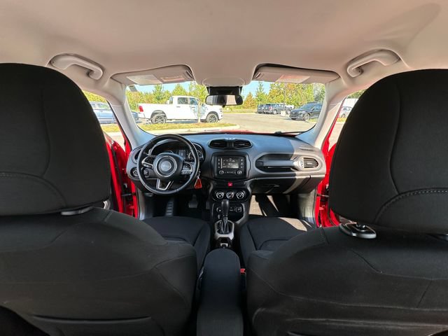 Used 2015 Jeep Renegade Latitude w/ Trailer Tow Group AWD/4WD image 23