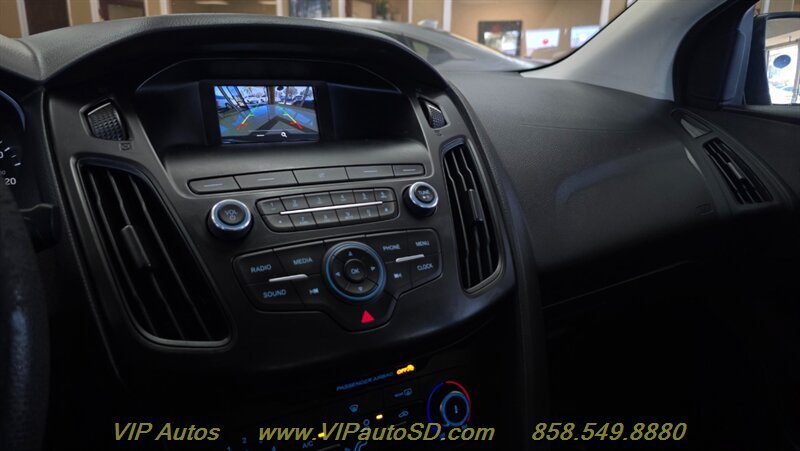 Used 2018 Ford Focus S FWD image 19