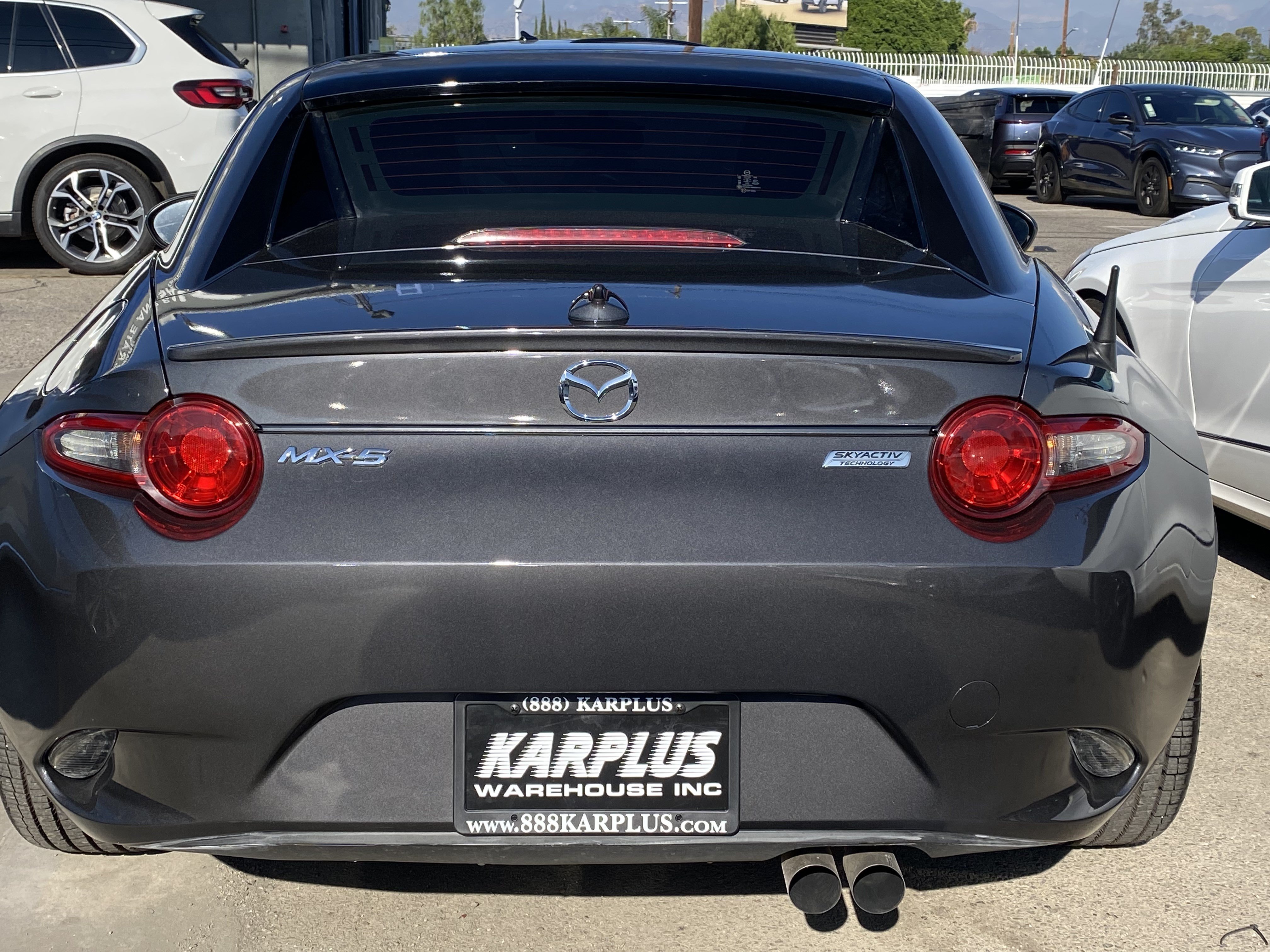 Used 2018 MAZDA MX-5 Miata RF Club RWD image 8