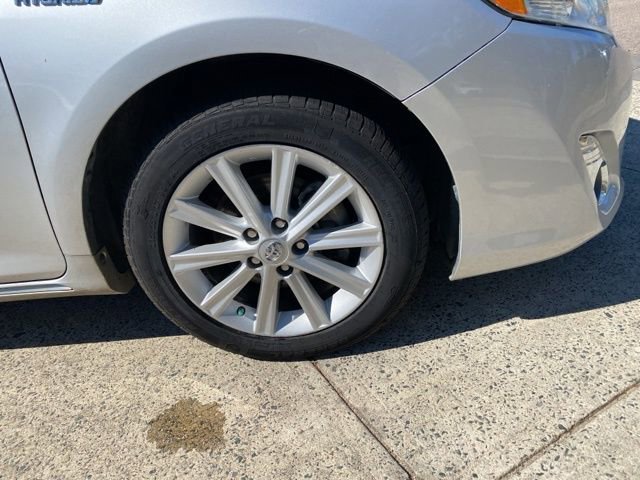 Used 2013 Toyota Camry XLE image 24