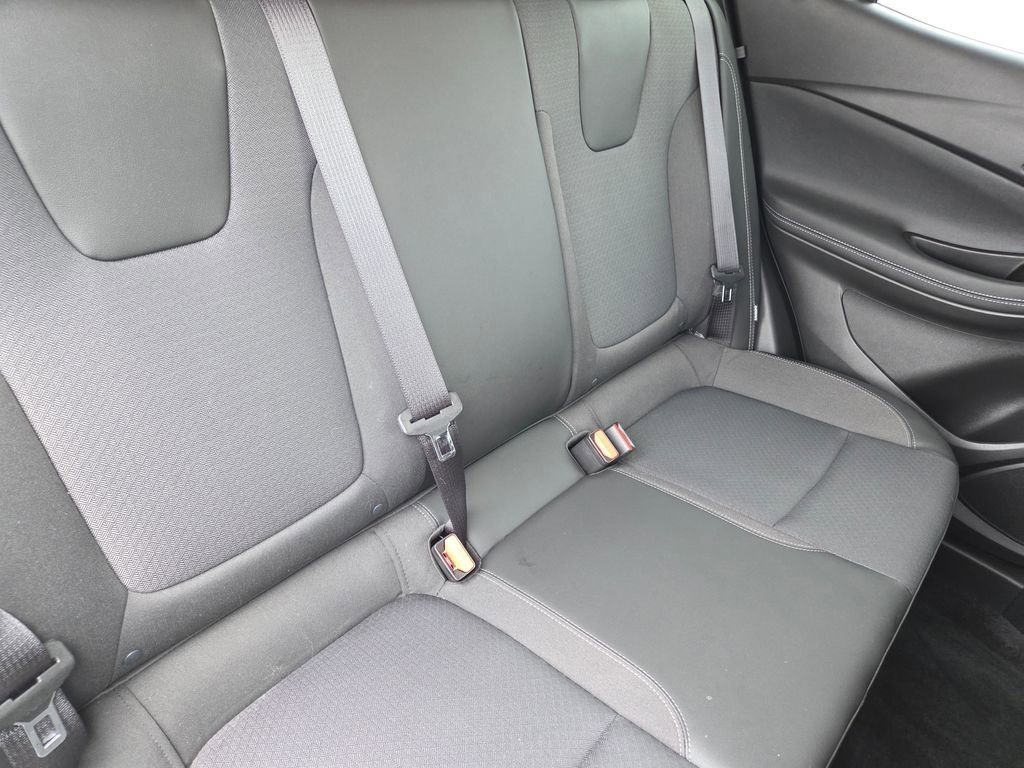 Used 2022 Buick Encore GX Preferred w/ Cold Weather Comfort Package AWD/4WD image 25