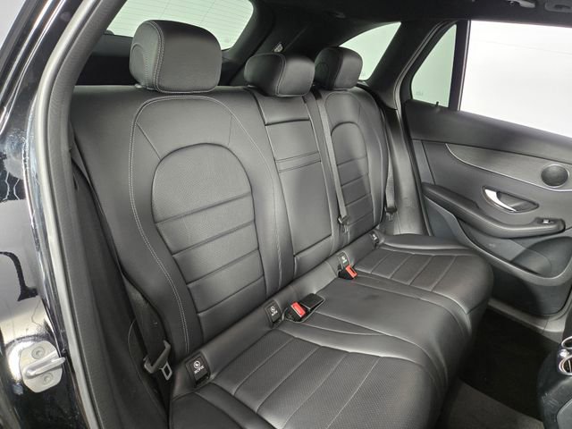 Used 2021 Mercedes-Benz GLC 300 4MATIC image 17