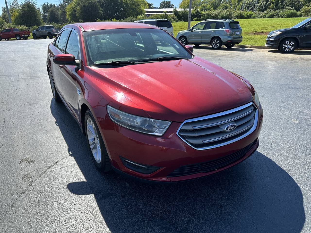 Used 2013 Ford Taurus SEL FWD image 6