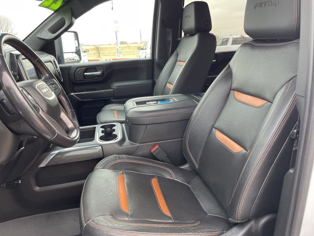 Used 2022 GMC Sierra 2500 AT4 image 16