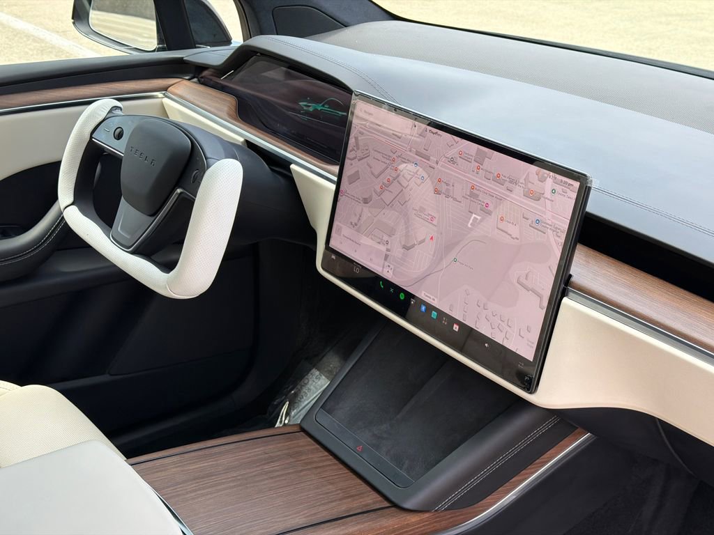 Used 2023 Tesla Model X AWD/4WD image 9