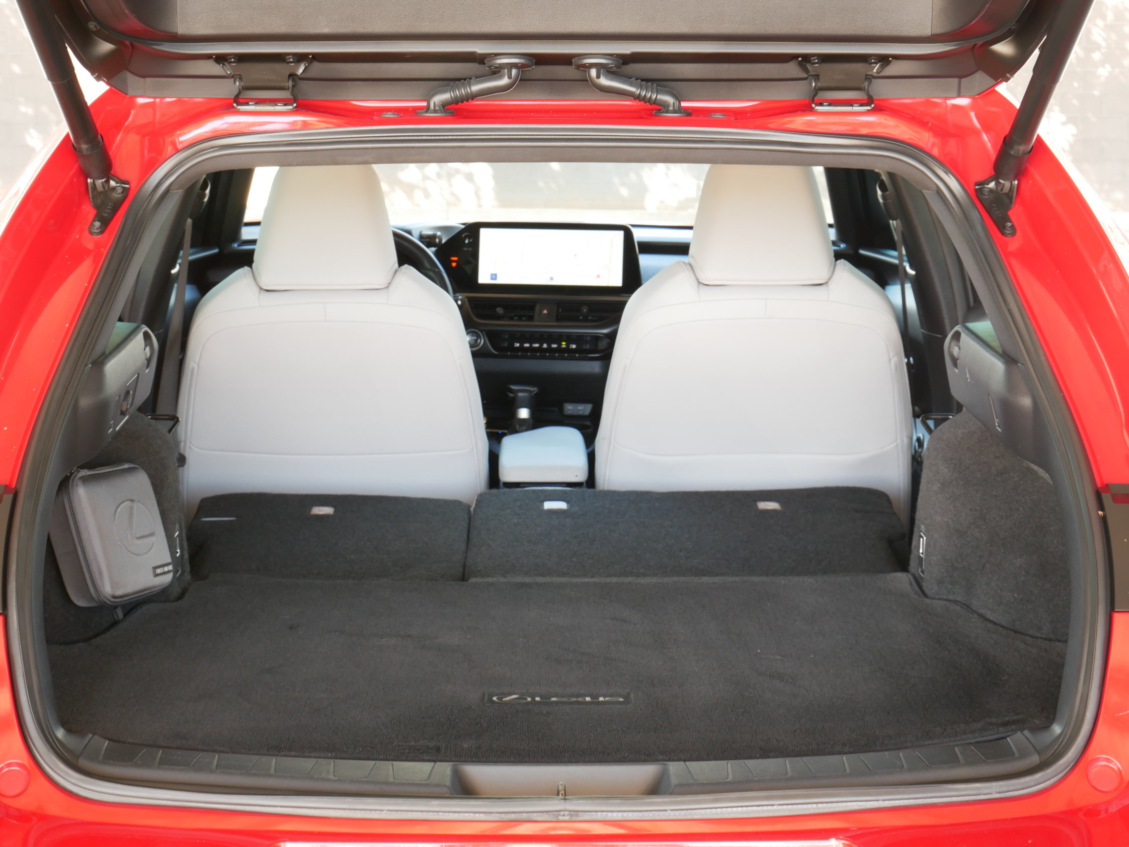 Used 2024 Lexus UX 250h FWD w/ Premium Package image 33