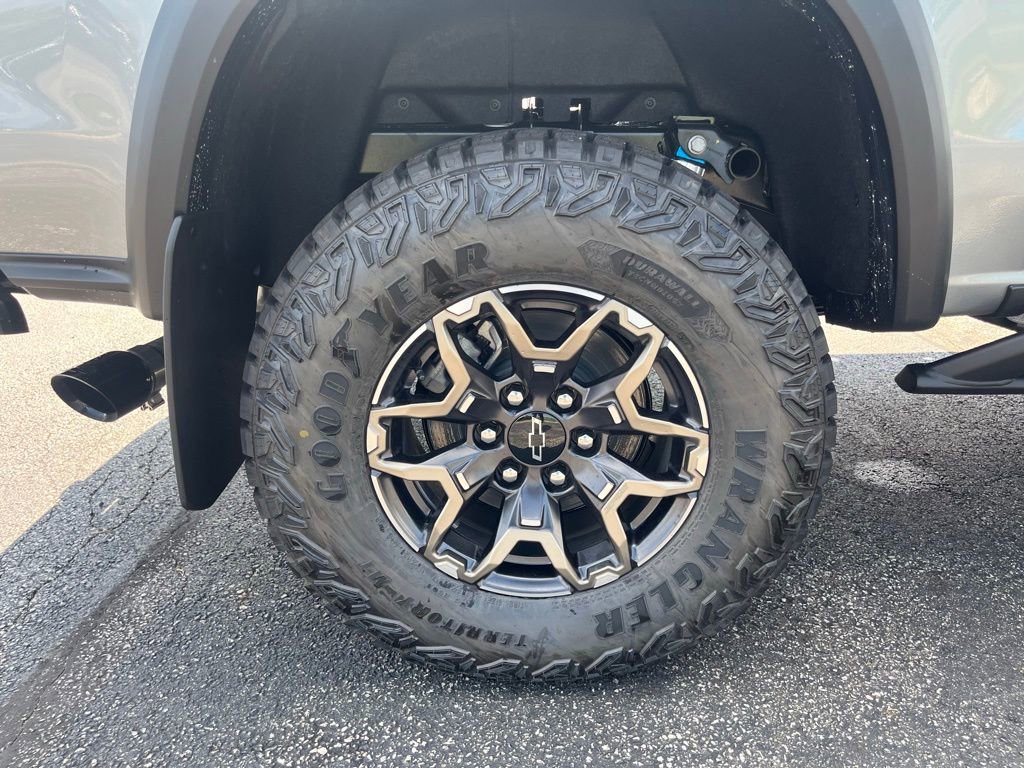 New 2025 Chevrolet Colorado ZR2 image 40