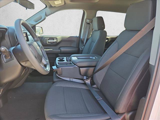 New 2026 Chevrolet Silverado 1500 Custom w/ Turbomax Blackout Package AWD/4WD video 4