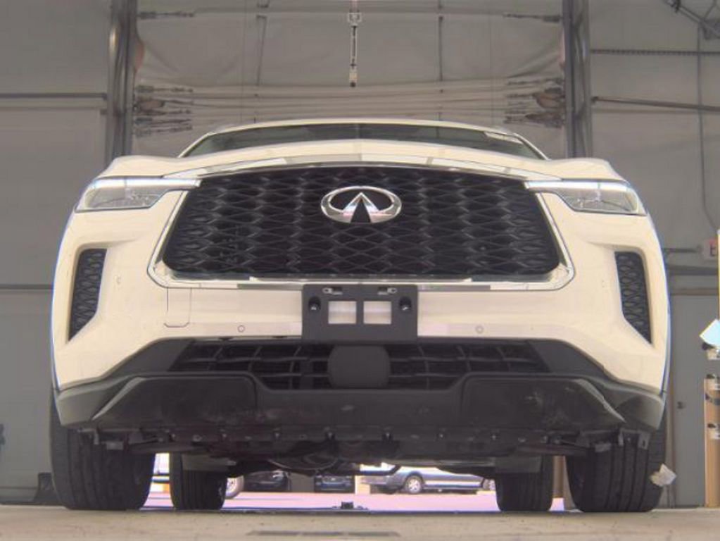 Used 2023 INFINITI QX60 Luxe w/ Cargo Package image 3