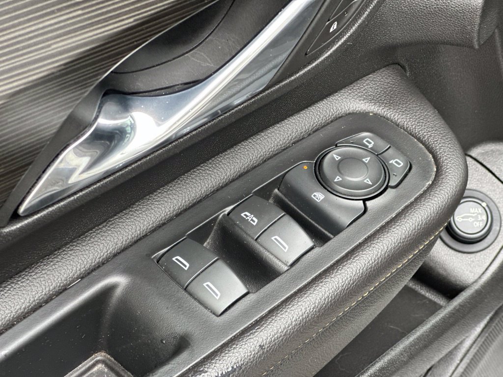 Used 2021 GMC Terrain SLT w/ Elevation Edition AWD/4WD image 17