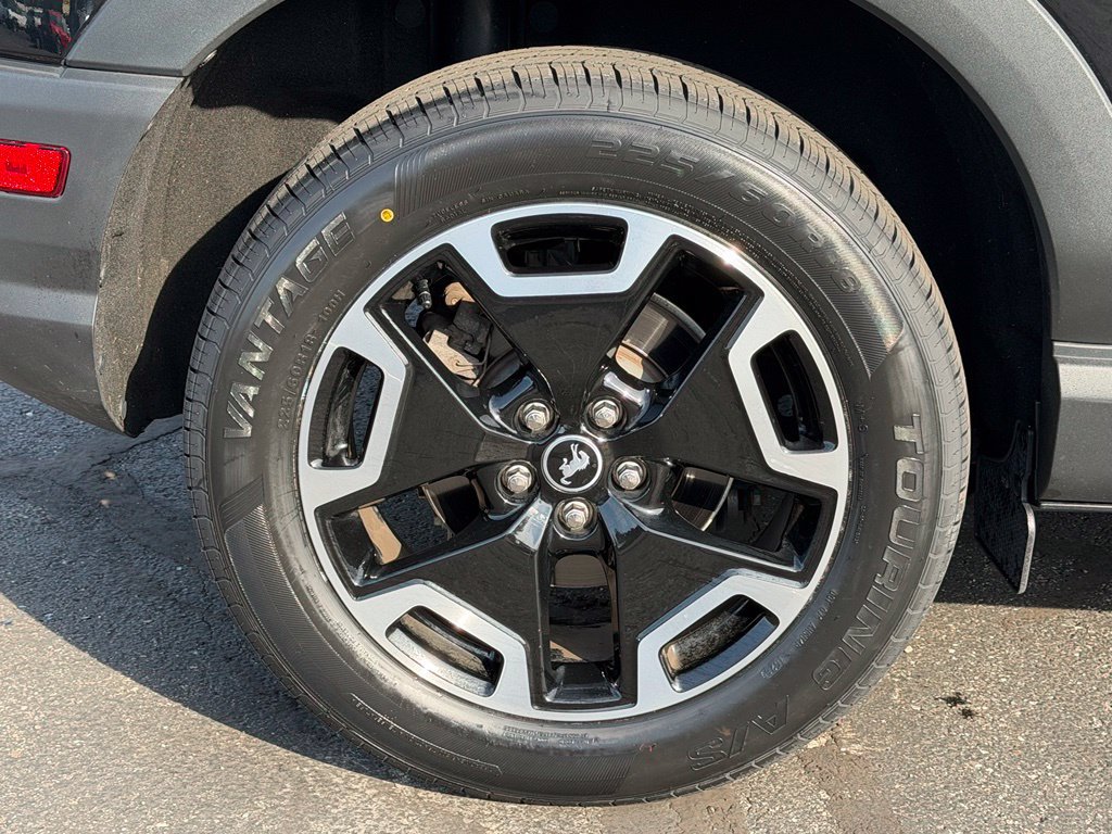 Certified 2023 Ford Bronco Sport Outer Banks AWD/4WD image 42