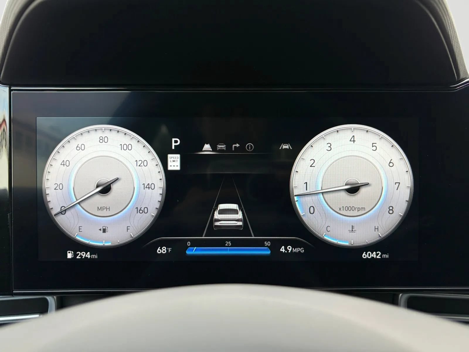 Used 2025 Hyundai Elantra SEL FWD image 32