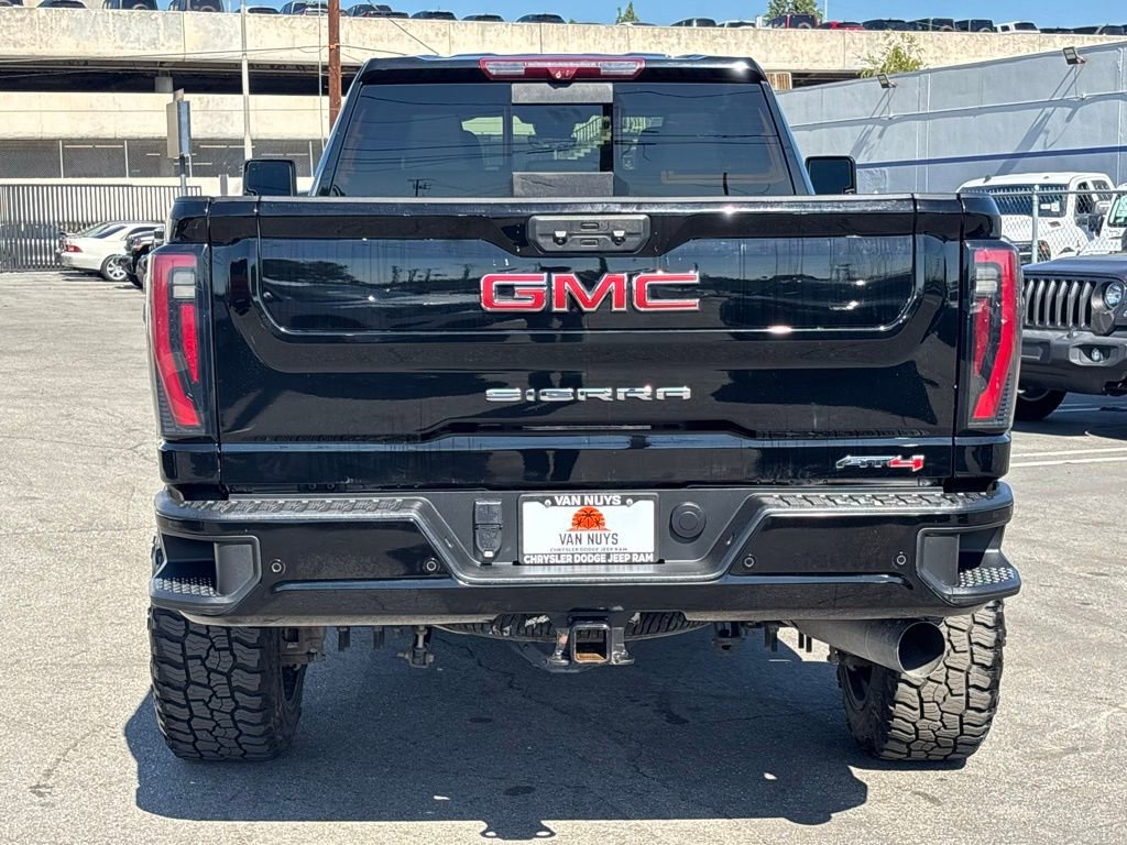 Used 2024 GMC Sierra 3500 AT4 w/ AT4 Premium Plus Package image 9