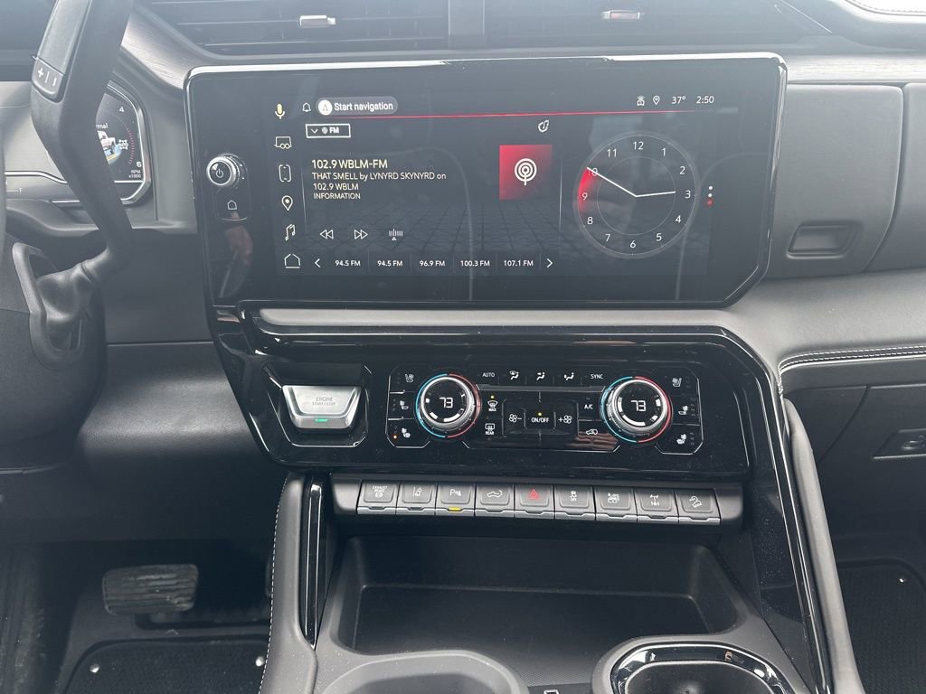 Used 2025 GMC Sierra 2500 AT4X image 22