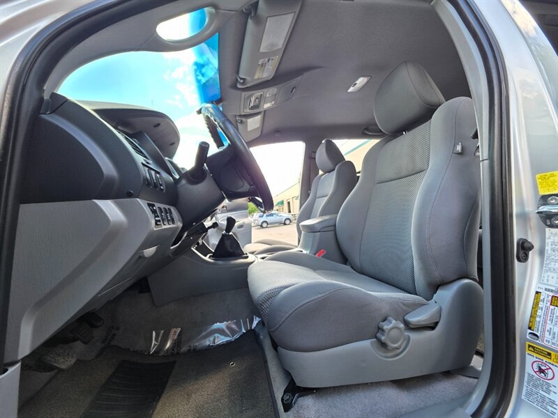 Used 2011 Toyota Tacoma 4x4 Double Cab w/ TRD Off-Road Pkg w/JBL Audio image 13