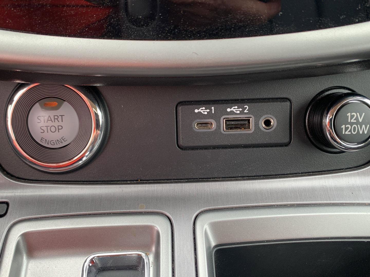Used 2024 Nissan Murano SV image 9
