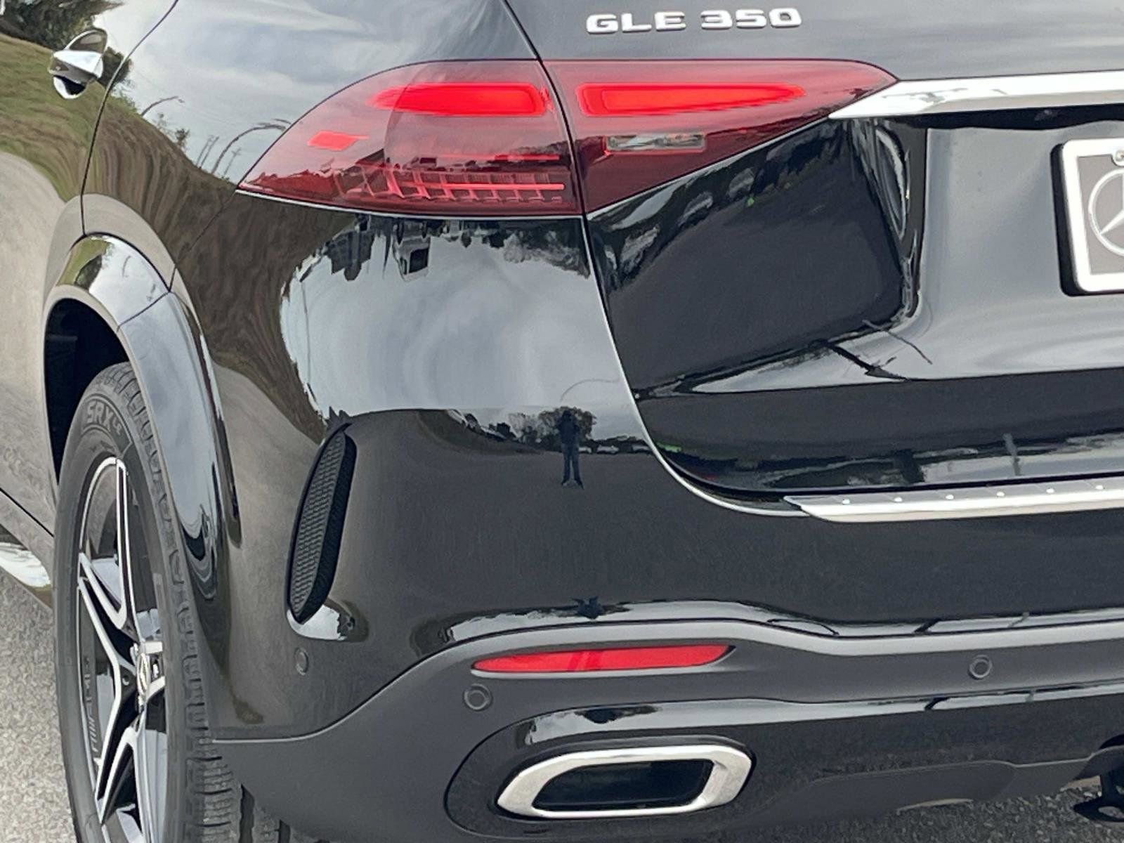 Used 2025 Mercedes-Benz GLE 350 4MATIC image 9