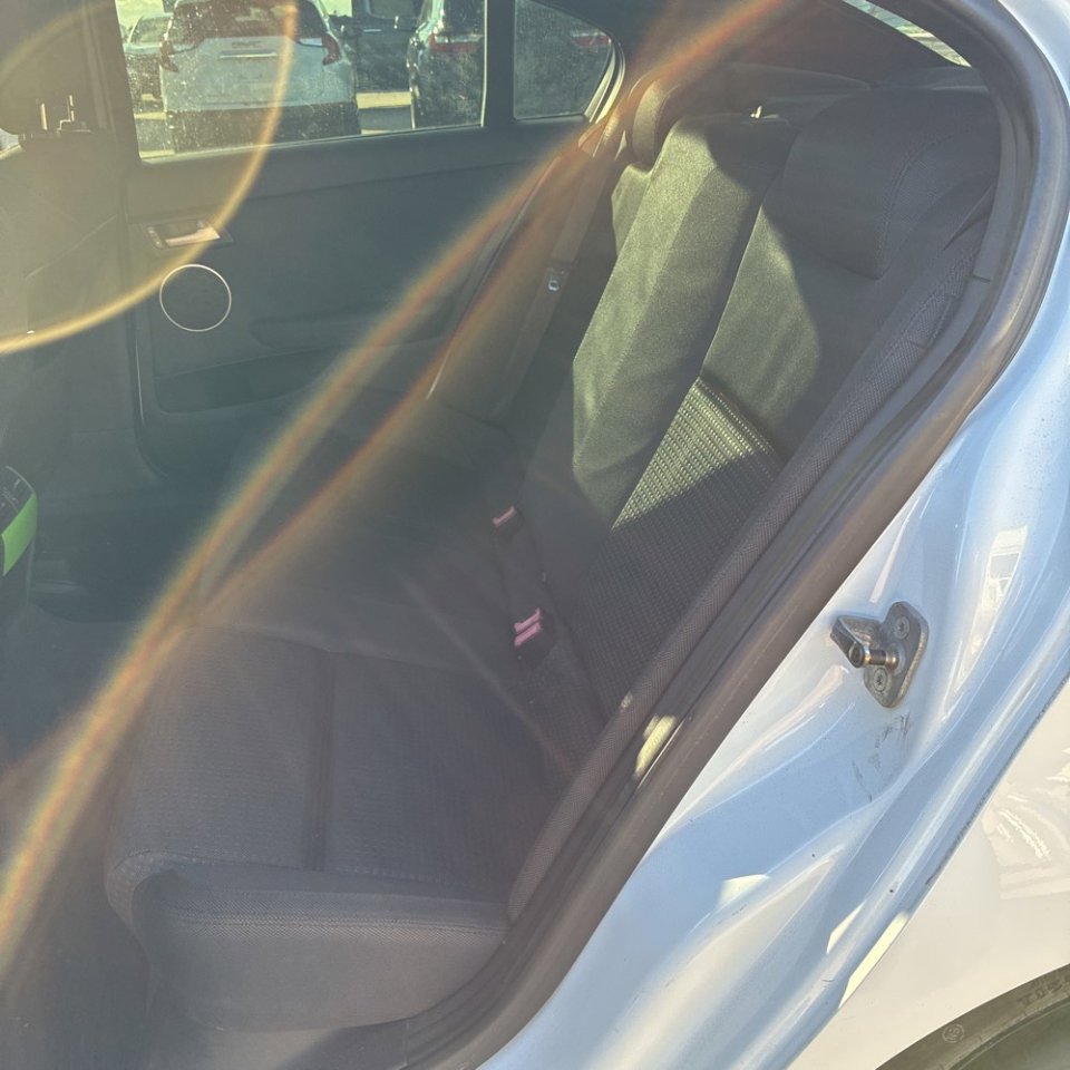 Used 2009 Pontiac G8 w/ Comfort And Sound Package image 19