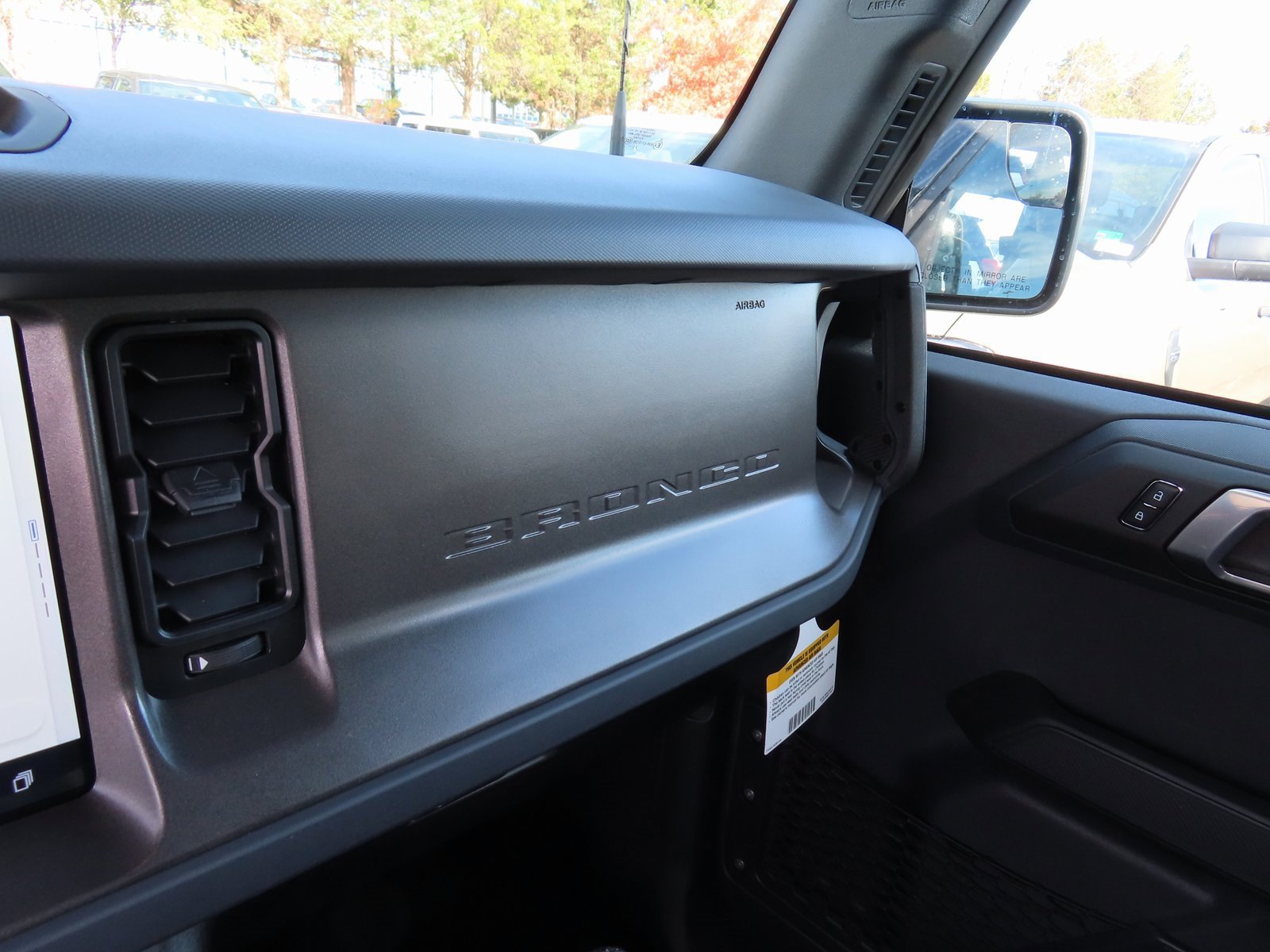 New 2025 Ford Bronco 4-Door w/ Sasquatch Package image 11