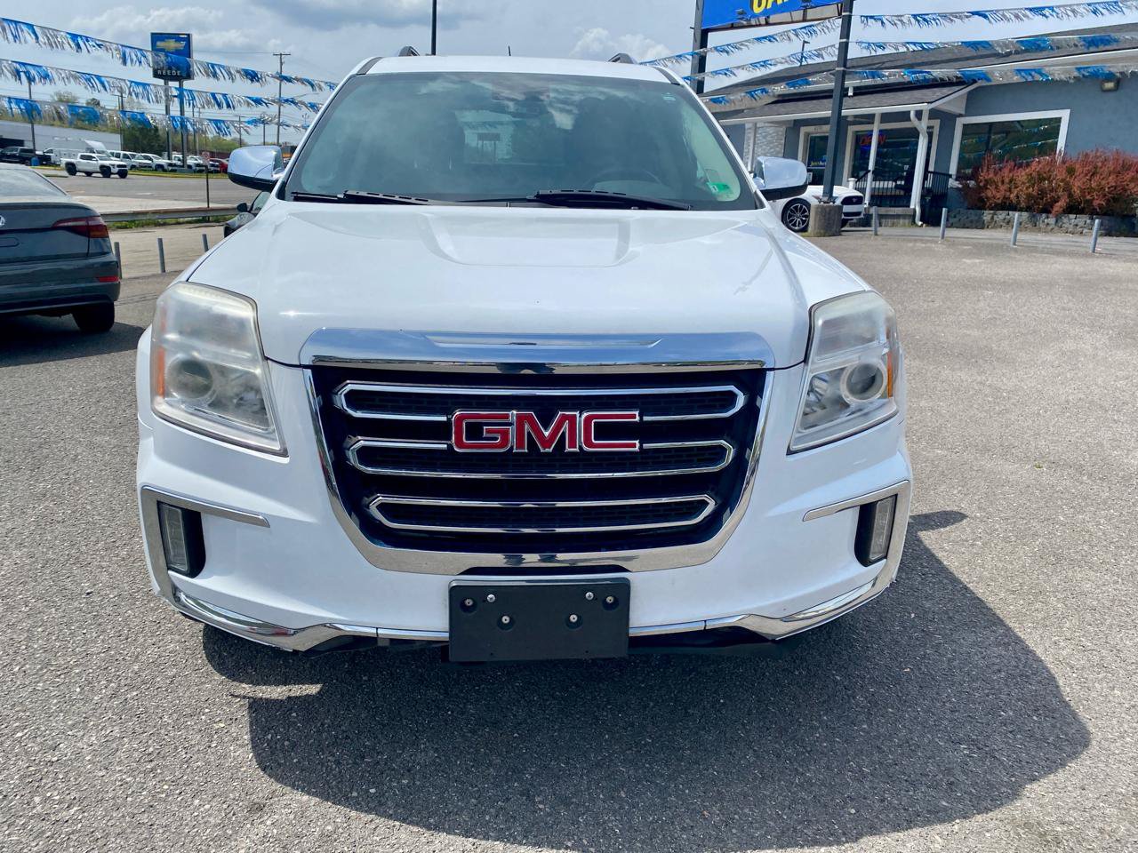 Used 2017 GMC Terrain SLT AWD/4WD image 2
