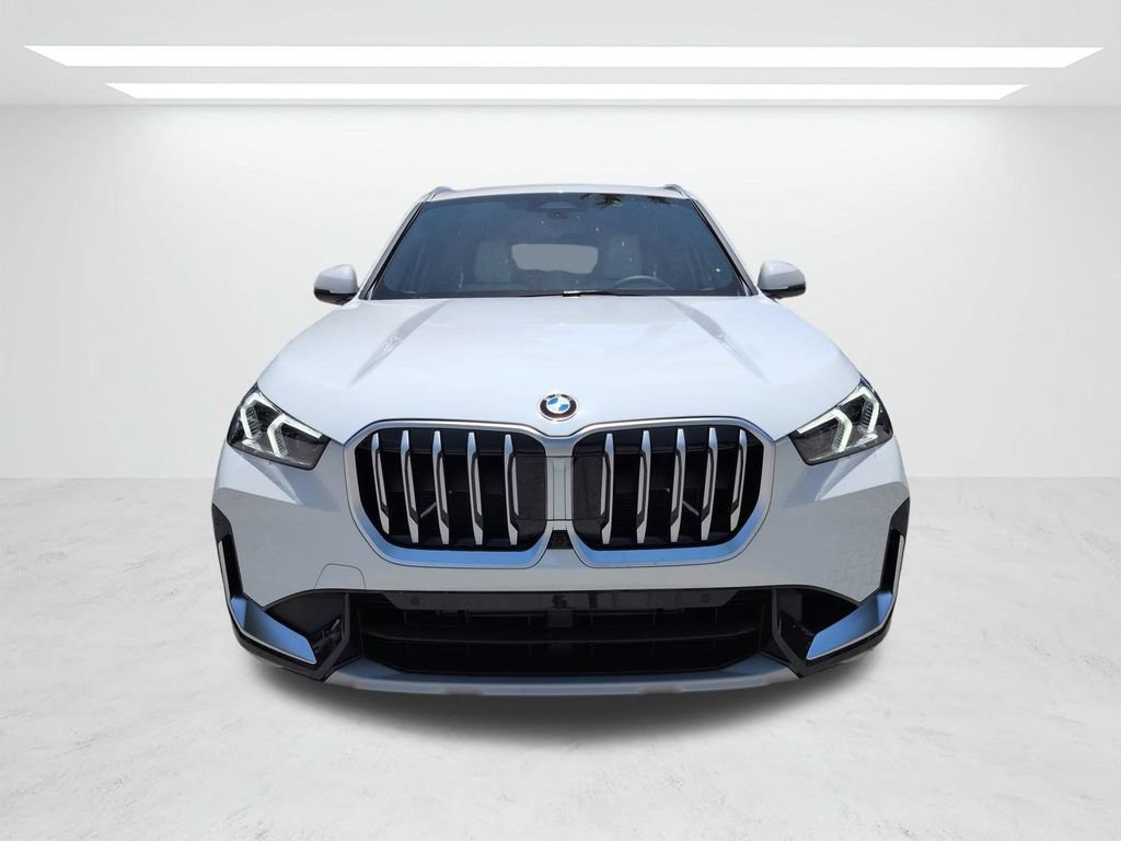 New 2026 BMW X1 xDrive28i w/ Technology Package AWD/4WD image 9