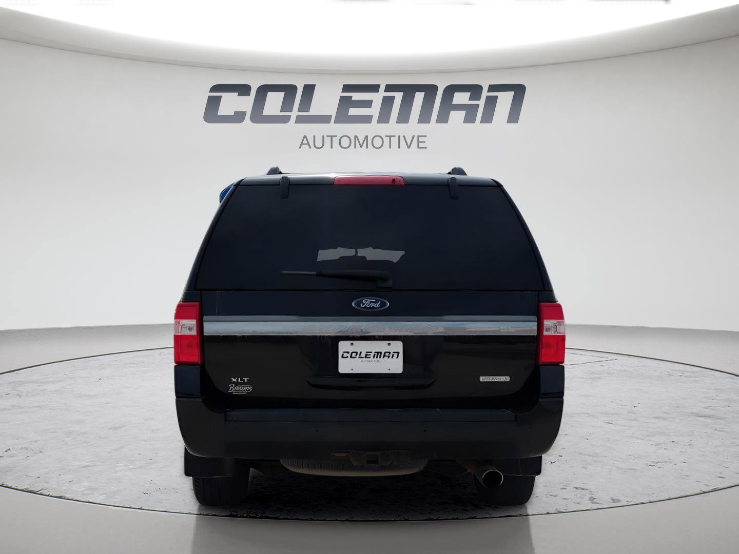 Used 2017 Ford Expedition EL XLT w/ Equipment Group 202A AWD/4WD image 4