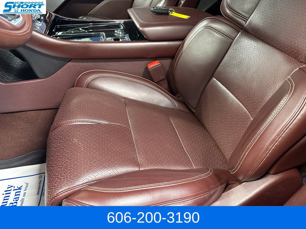 Used 2022 Lincoln Aviator Black Label Grand Touring w/ Class IV Trailer Tow Package AWD/4WD image 33