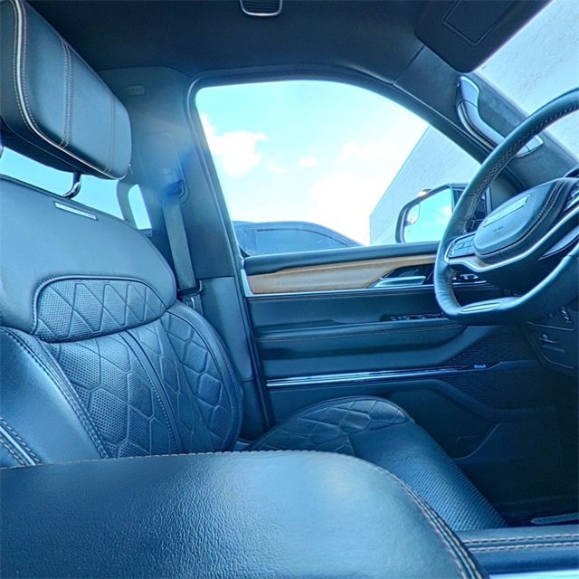 Used 2024 Jeep Grand Wagoneer L Series III image 29