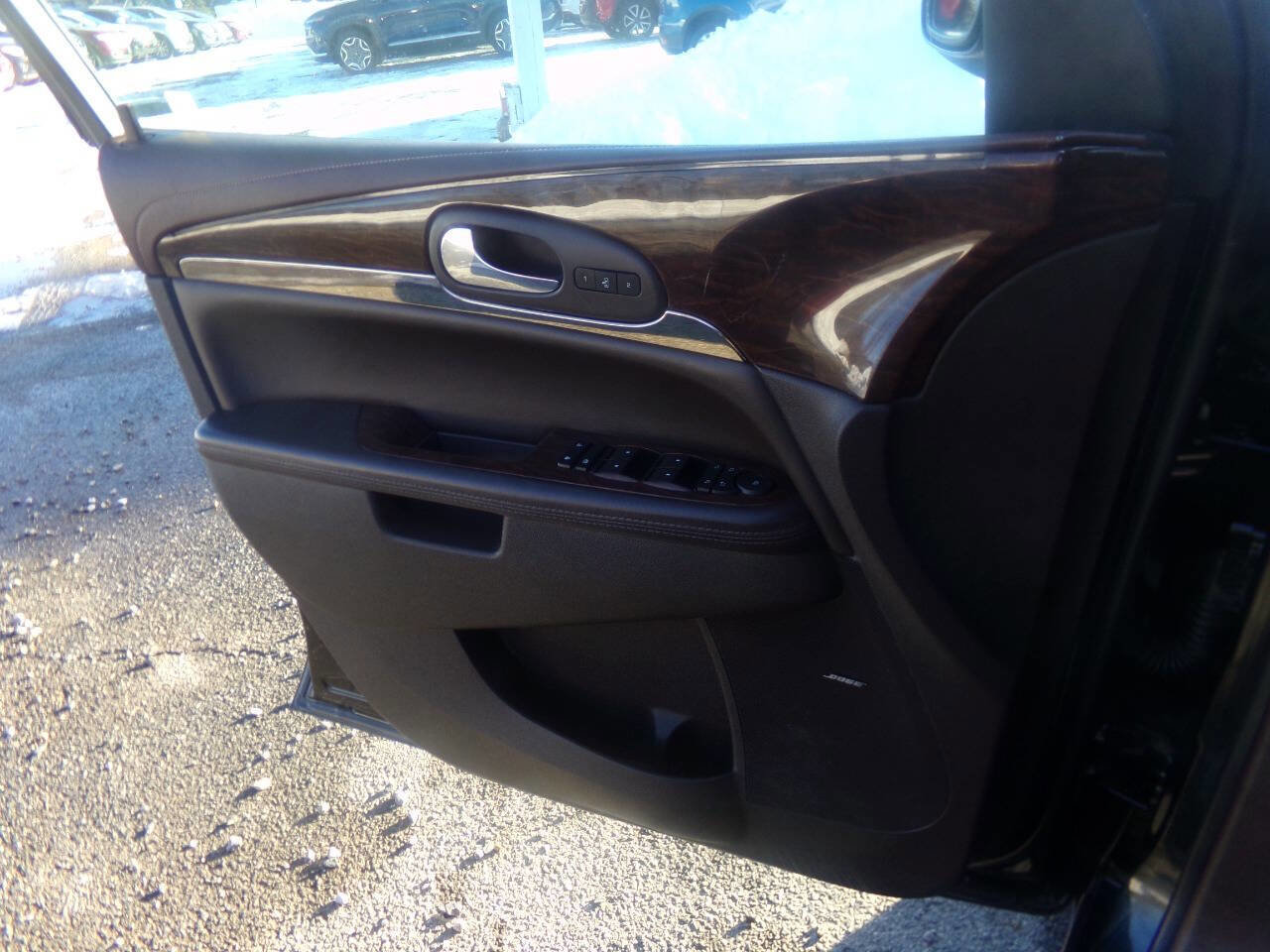 Used 2014 Buick Enclave Premium AWD/4WD image 26