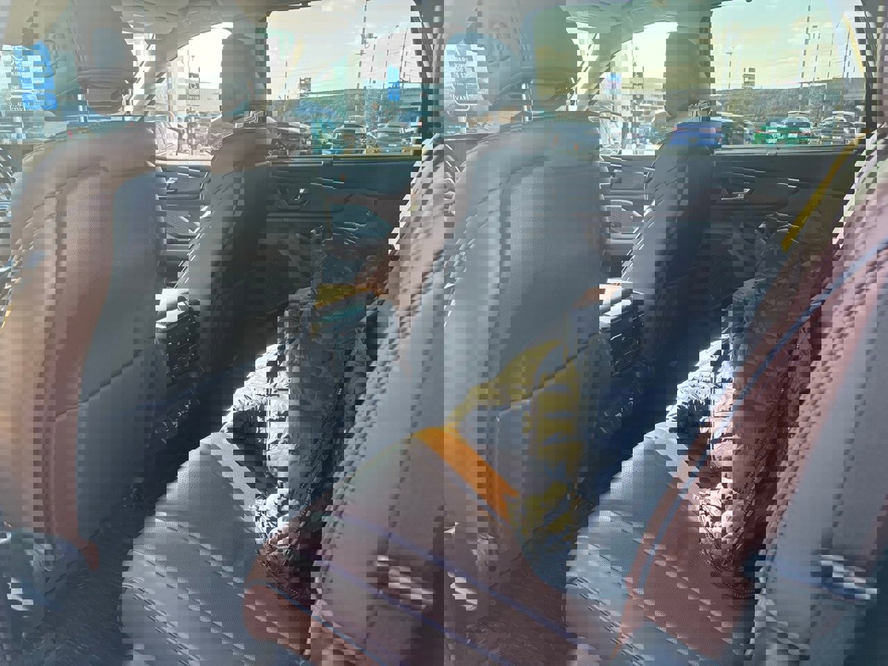 Used 2022 Acura MDX SH-AWD w/ Advance Package image 10