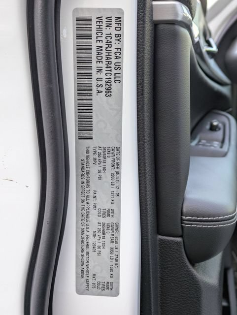 New 2026 Jeep Grand Cherokee Altitude AWD/4WD image 37