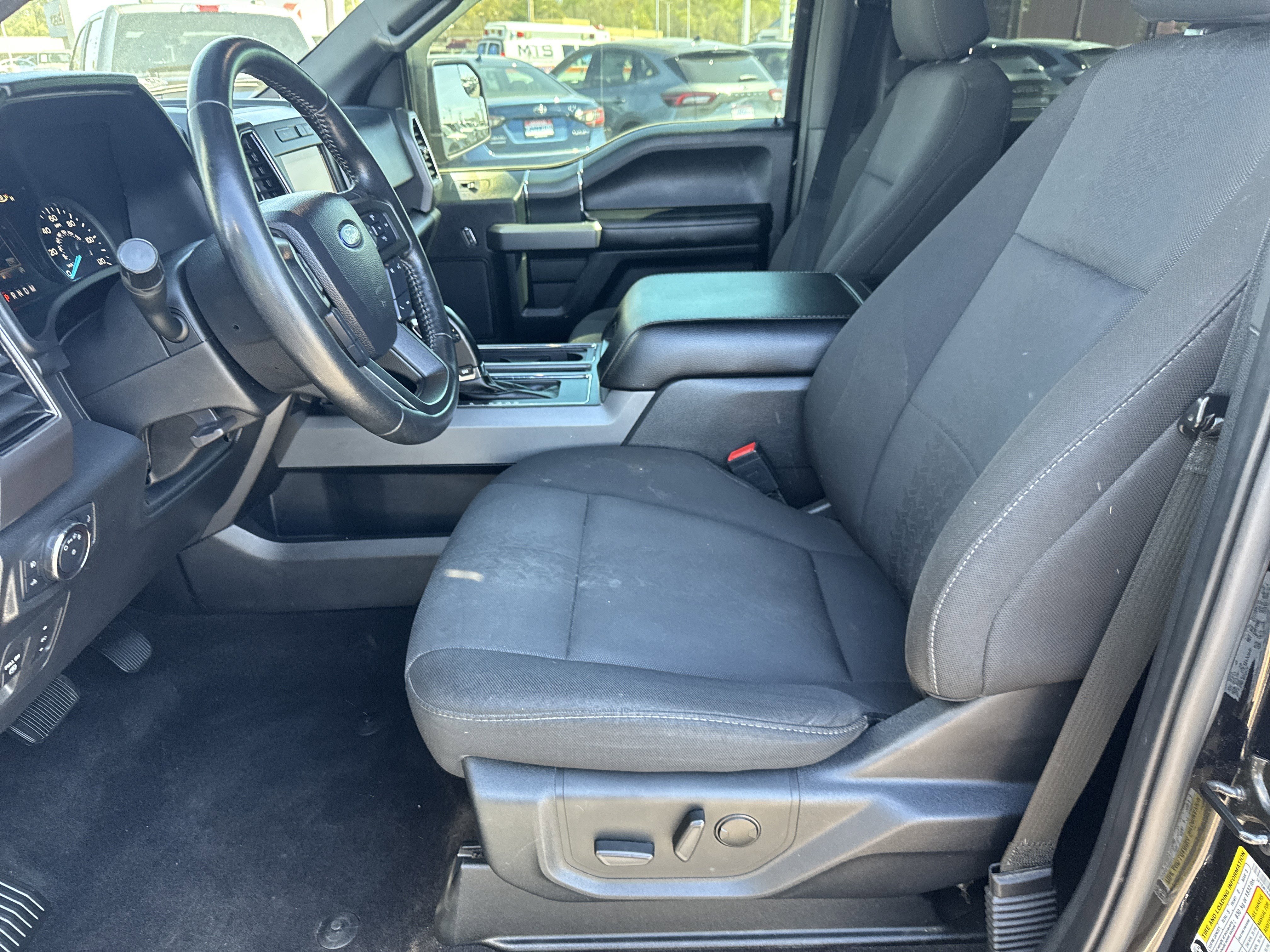 Used 2019 Ford F150 XLT w/ Equipment Group 302A Luxury AWD/4WD image 10