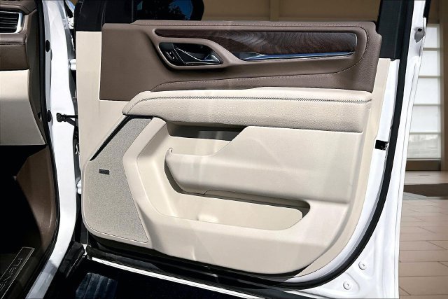 Used 2023 GMC Yukon Denali w/ LPO, Floor Liner Package AWD/4WD image 23