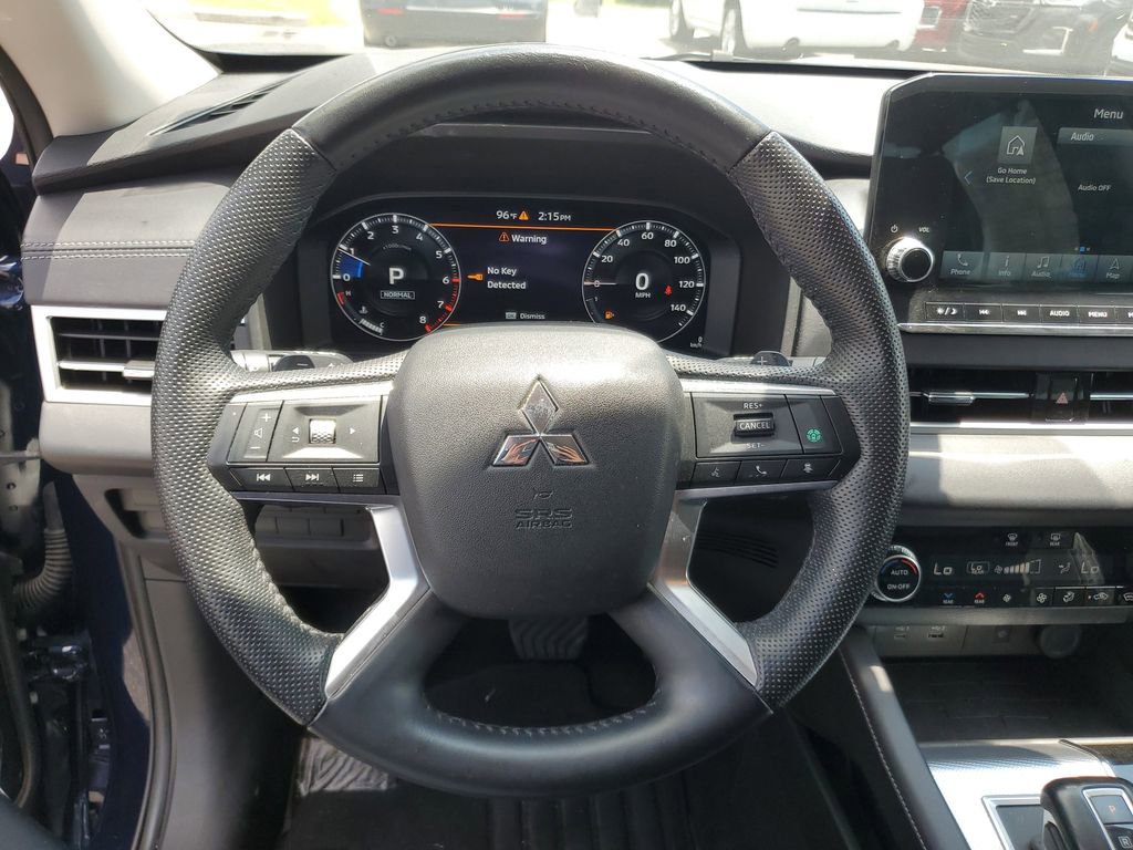 Used 2023 Mitsubishi Outlander SEL image 18