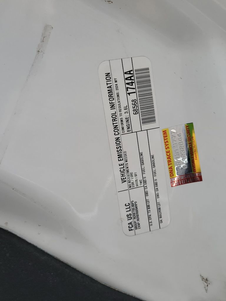 Used 2024 Dodge Durango GT image 26